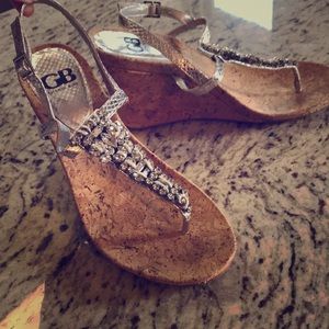 Embellished sandal wedges ✨